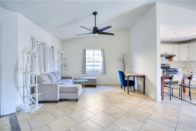 2676 5th, Riverside, CA 92507