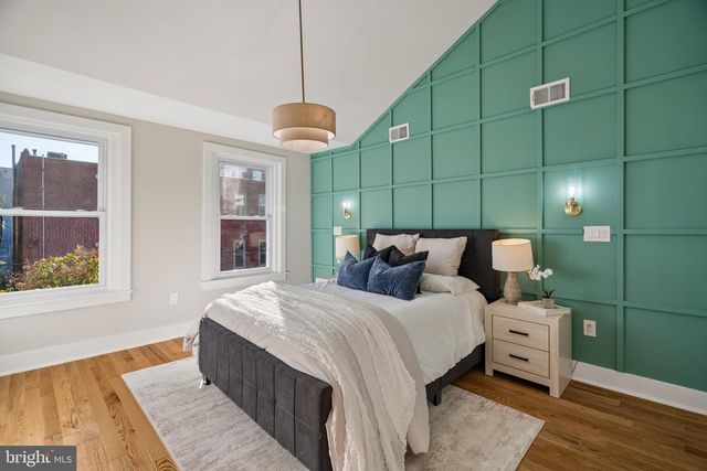 1033 CARPENTER ST, Philadelphia, PA 19147