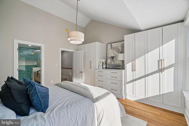 1033 CARPENTER ST, Philadelphia, PA 19147