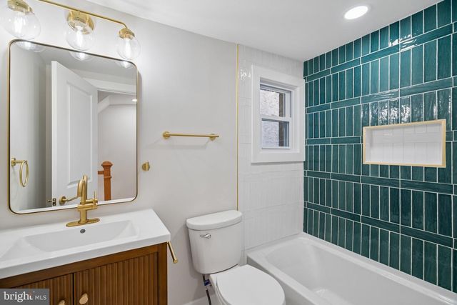 1033 CARPENTER ST, Philadelphia, PA 19147