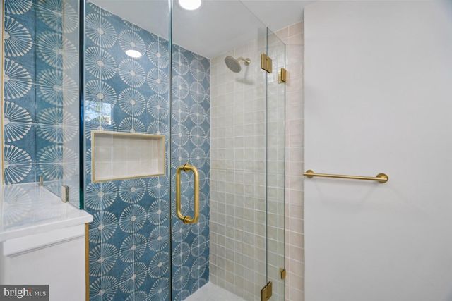 1033 CARPENTER ST, Philadelphia, PA 19147