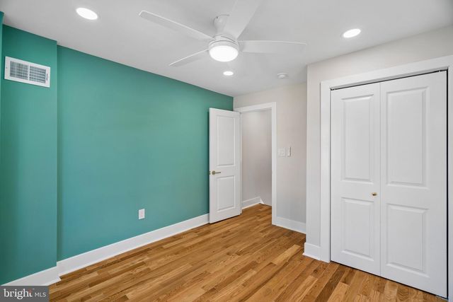 1033 CARPENTER ST, Philadelphia, PA 19147