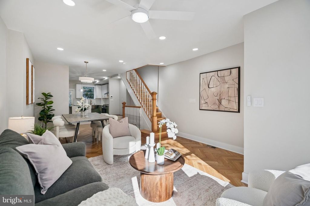 1033 CARPENTER ST, PHILADELPHIA, PA 19147 — photo 5