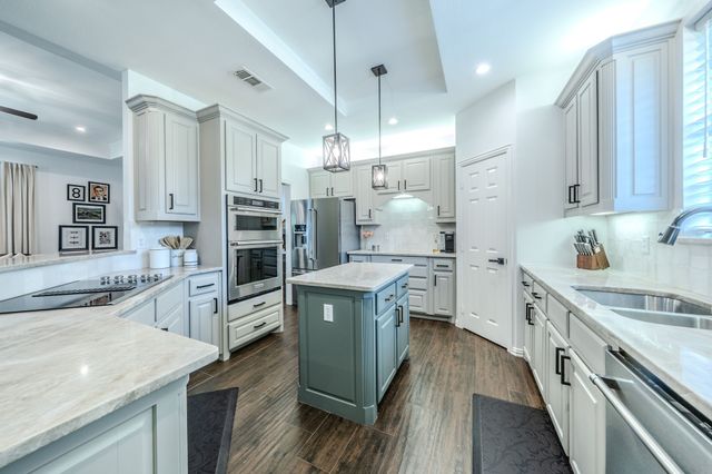 1658 Pepper Tree Lane, Midlothian, TX 76065