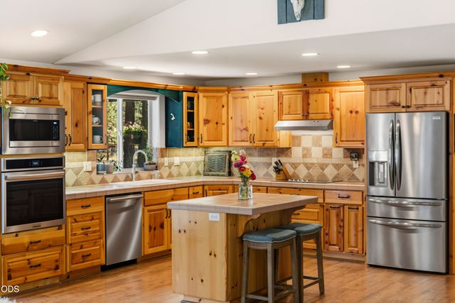15375 Ponderosa Loop, La Pine, OR 97739