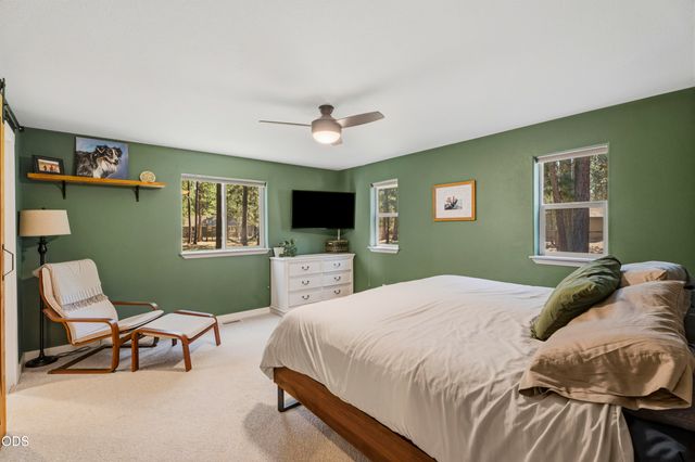 15375 Ponderosa Loop, La Pine, OR 97739