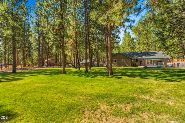 15375 Ponderosa Loop, La Pine, OR 97739