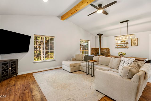 15375 Ponderosa Loop, La Pine, OR 97739