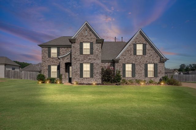 175 MARRIETTA DR, Oakland, TN 38060