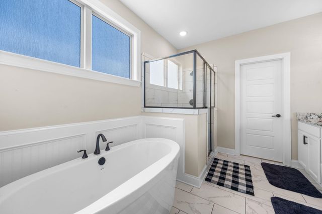 175 MARRIETTA DR, Oakland, TN 38060