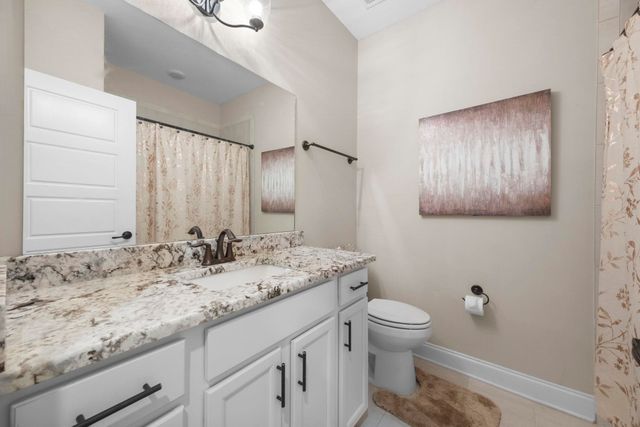 175 MARRIETTA DR, Oakland, TN 38060