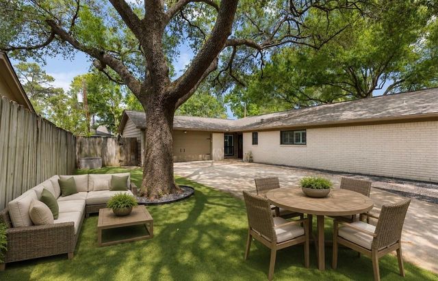 10618 Cranbrook Road, Houston, TX 77042