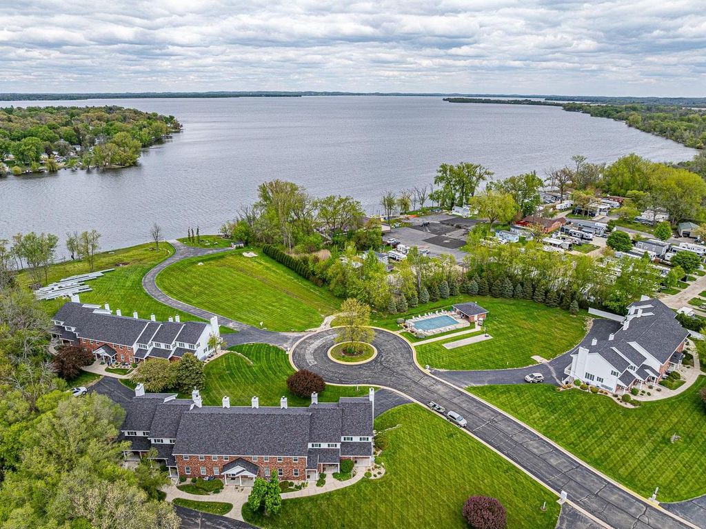 10721 N Bay Shore Lane, Milton, WI 53563