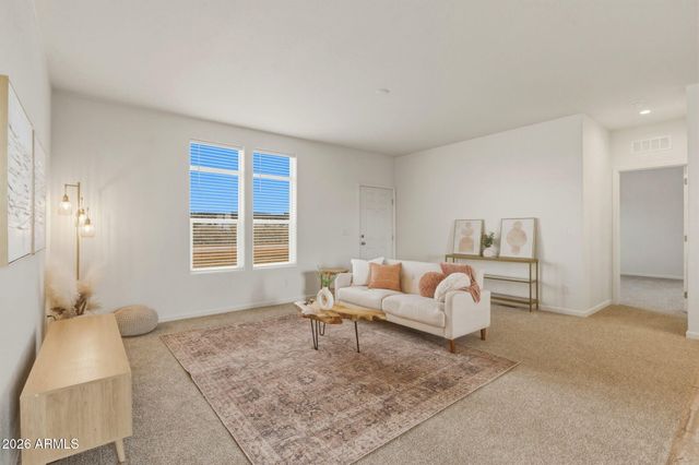 127 W LAXTON CASTLE Way, Paulden, AZ 86334