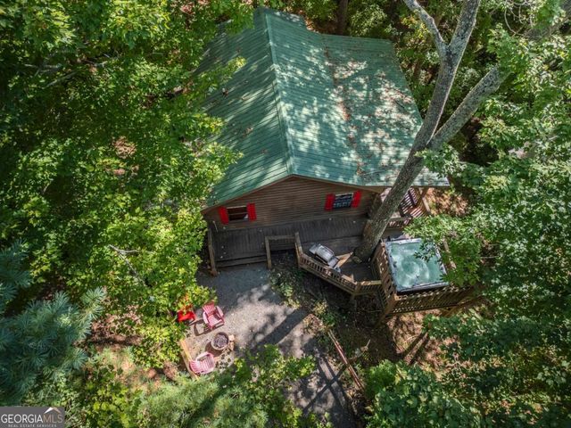 129 N Cherokee Drive, Blue Ridge, GA 30513