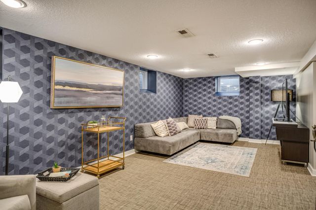 7620 Upton Avenue S, Richfield, MN 55423