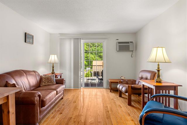 2009 White Cedar Boulevard, Portsmouth, NH 03801