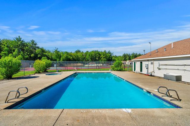 2009 White Cedar Boulevard, Portsmouth, NH 03801
