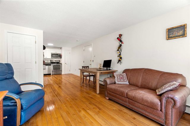 2009 White Cedar Boulevard, Portsmouth, NH 03801