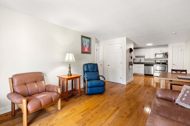 2009 White Cedar Boulevard, Portsmouth, NH 03801