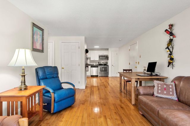 2009 White Cedar Boulevard, Portsmouth, NH 03801