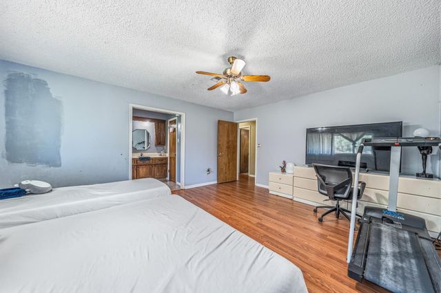 12715 Oakfield Drive, Cypress, TX 77429
