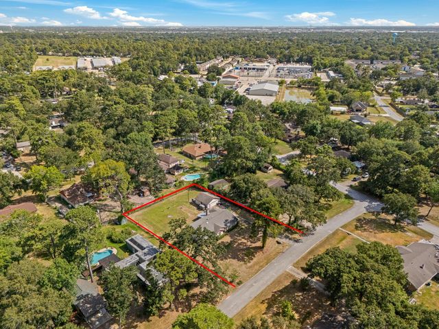 12715 Oakfield Drive, Cypress, TX 77429