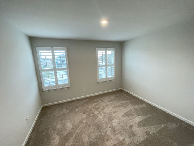 107 Meyrick Dr, Gallatin, TN 37066