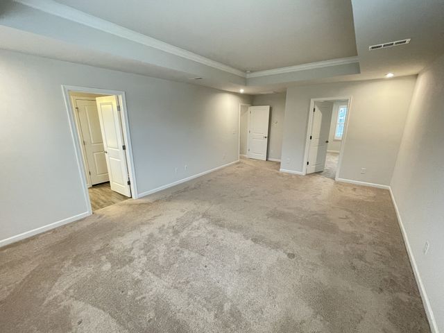 107 Meyrick Dr, Gallatin, TN 37066