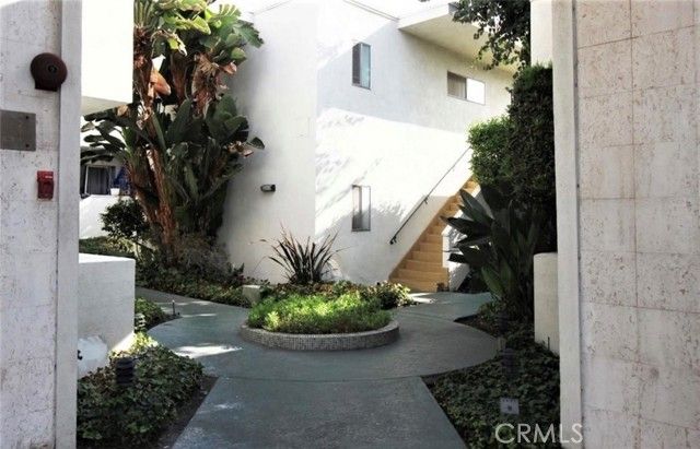 10749 New Haven Street 22, Sun Valley (los Angeles), CA 91352