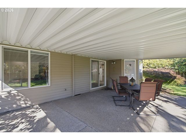 19404 VINCENT Dr, Oregon City, OR 97045