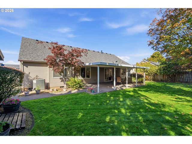 19404 VINCENT Dr, Oregon City, OR 97045