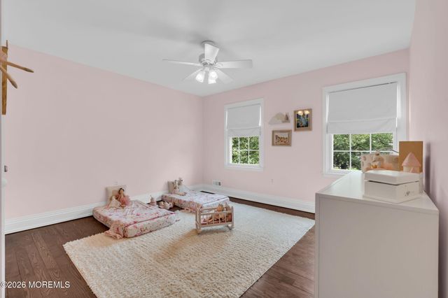 28 Jennifer Drive, Red Bank, NJ 07701