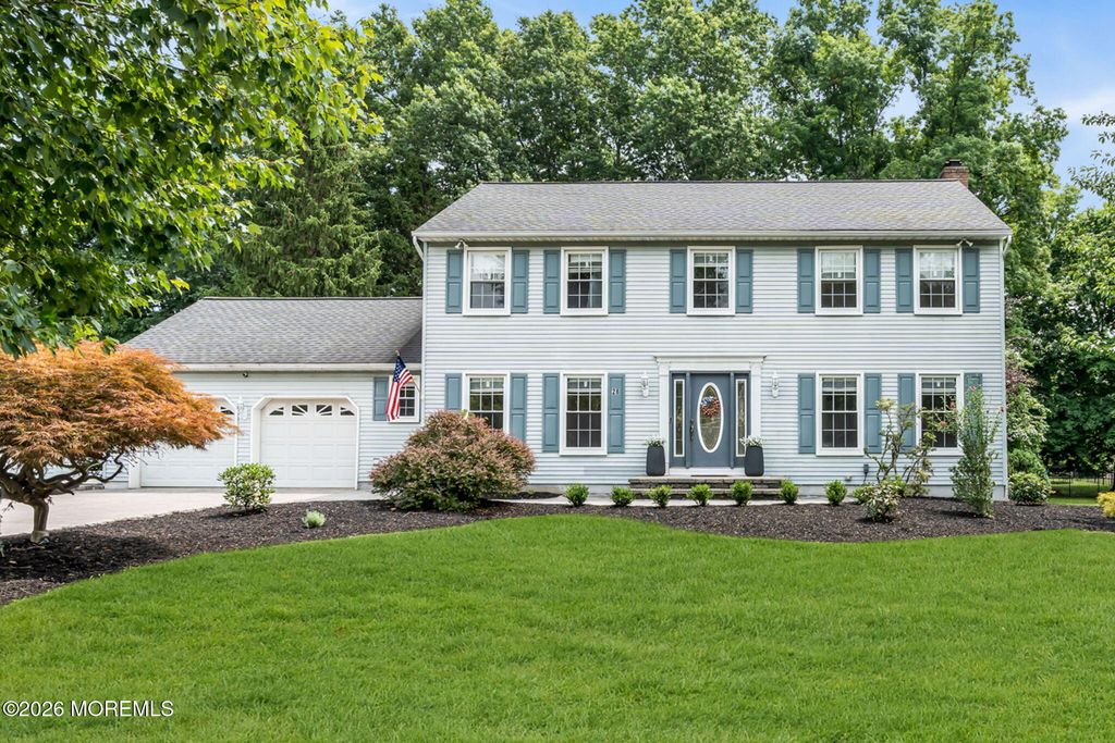 28 Jennifer Drive, Red Bank, NJ 07701