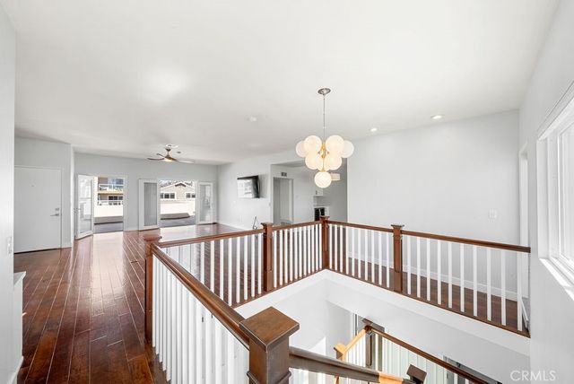 40 15th Street C, Hermosa Beach, CA 90254