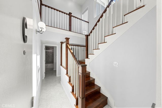 40 15th Street C, Hermosa Beach, CA 90254