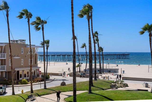 40 15th Street C, Hermosa Beach, CA 90254