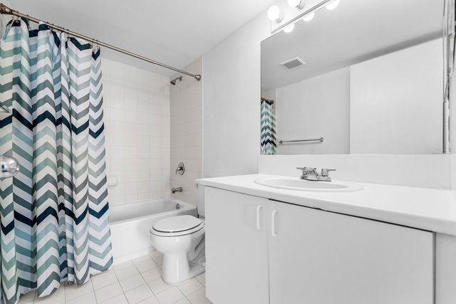 167 YACHT CLUB Way 205, Hypoluxo, FL 33462