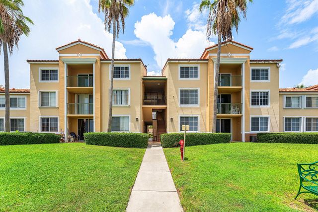 167 YACHT CLUB Way 205, Hypoluxo, FL 33462