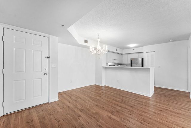167 YACHT CLUB Way 205, Hypoluxo, FL 33462