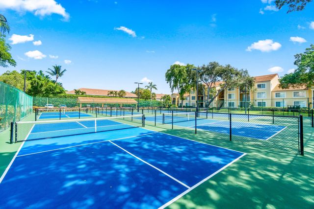 167 YACHT CLUB Way 205, Hypoluxo, FL 33462
