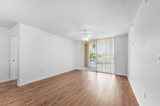 167 YACHT CLUB Way 205, Hypoluxo, FL 33462