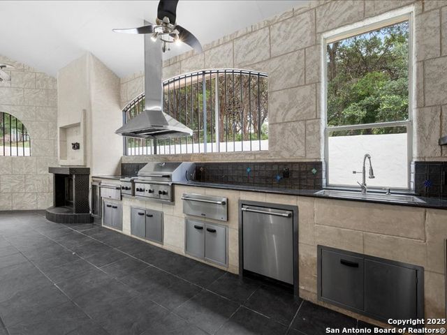 3 Benchwood, San Antonio, TX 78248