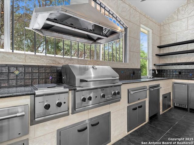 3 Benchwood, San Antonio, TX 78248