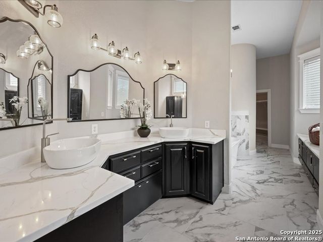 3 Benchwood, San Antonio, TX 78248