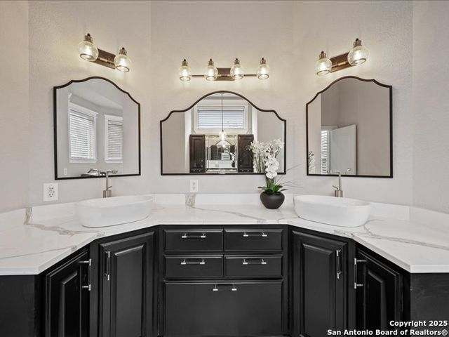 3 Benchwood, San Antonio, TX 78248