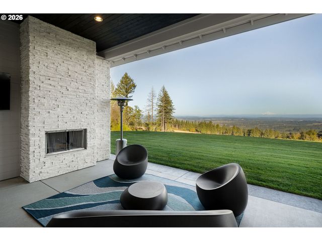 24856 Ne BALD PEAK Rd, Hillsboro, OR 97123