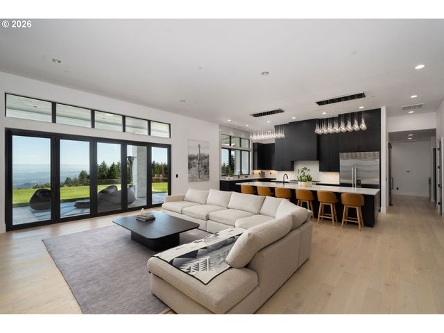 24856 Ne BALD PEAK Rd, Hillsboro, OR 97123