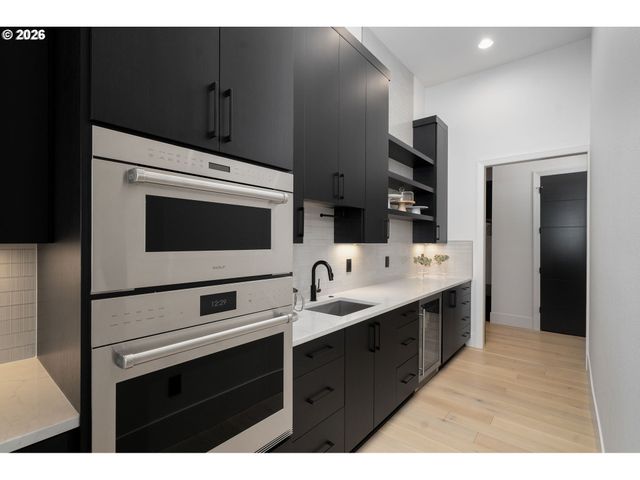 24856 Ne BALD PEAK Rd, Hillsboro, OR 97123