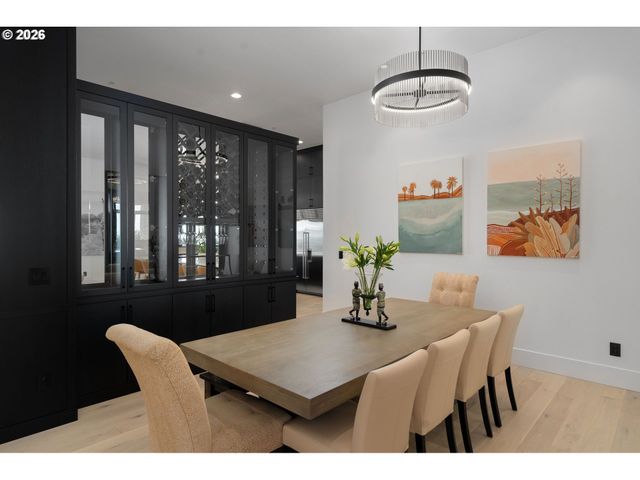 24856 Ne BALD PEAK Rd, Hillsboro, OR 97123